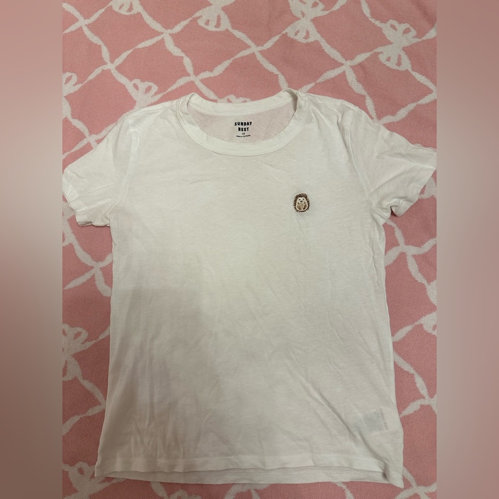White tshirt